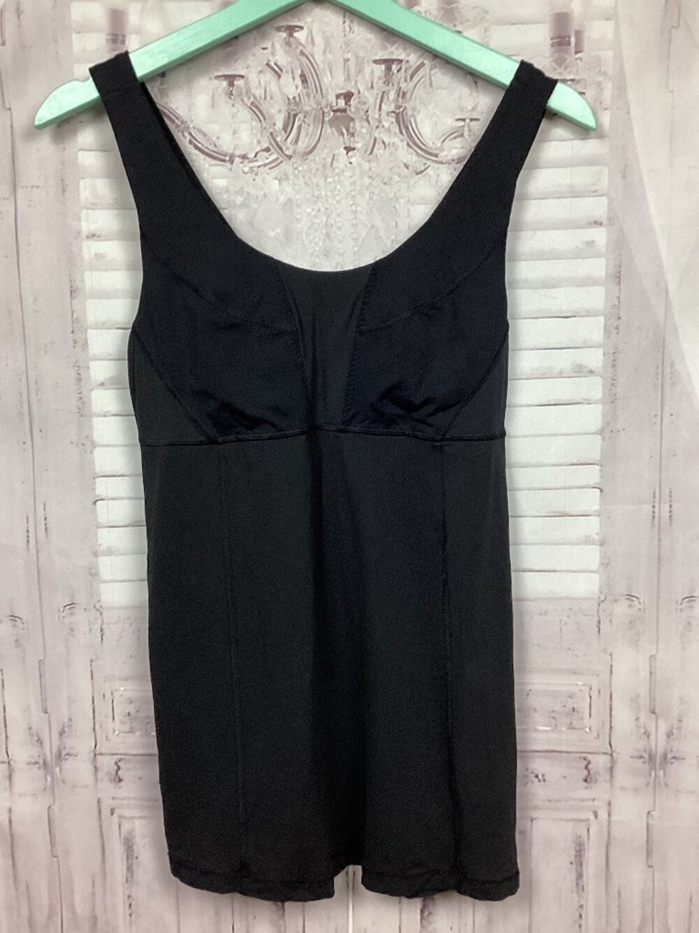 Lululemon split back tank top black 6